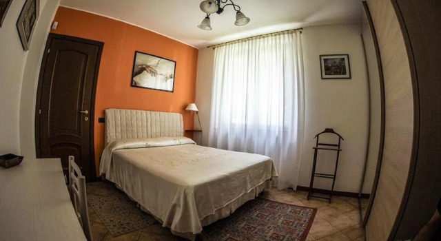 Alla Camelia B&B, Забронировать Отель «постель и завтрак» Брунелло Provincia di Varese