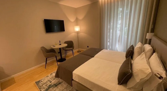 Pier House Accommodation, Rezerwuj Hotel Serra de Agua Funchal