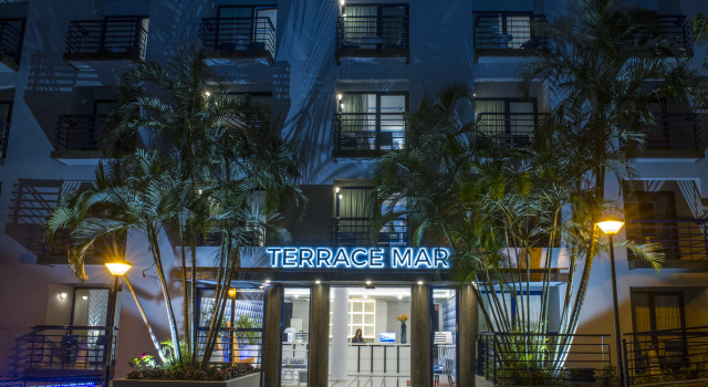 Terrace Mar Suite Hotel, Book Lejlighedshotel Hoteller i Madeirã med pool, Swimmingpool