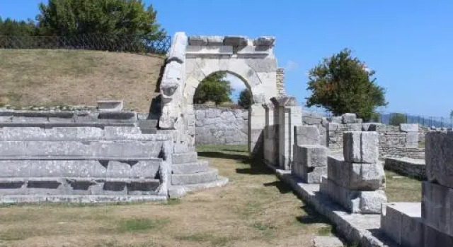 Masseria Monte Pizzi, Boek Hotel Hotels in Molise met parkeren, Parkeren