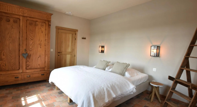 Beautiful Holiday Home With Terrace, Garden, Rezerwuj Willa Hotele w Bruksela z parkingiem, Parking