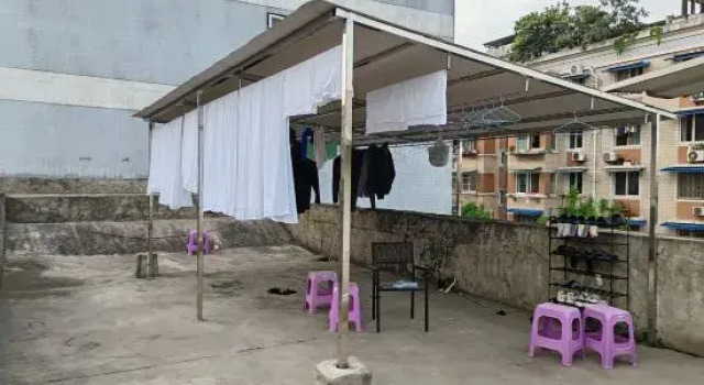 Youzhu Hostel (Shuhanludong Subway Station), Rezerwuj Hostel Hostele w Chengdu, w pobliżu Baiguolin Station, Hostel
