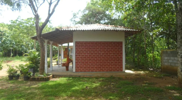 Шале Sunshadow Chalet