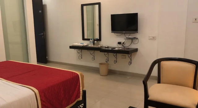 Номер Deluxe с 2 комнатами с видом на город Resort Silver Hills Lonavala