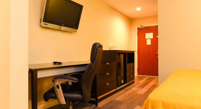 Номер Standard Capital Inn and Suites