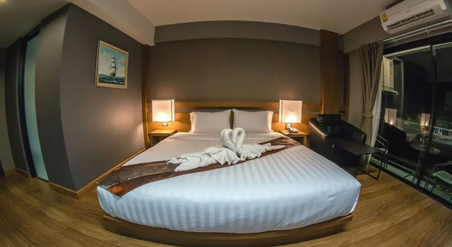 Двухместный номер Deluxe с балконом Buritel Hotel