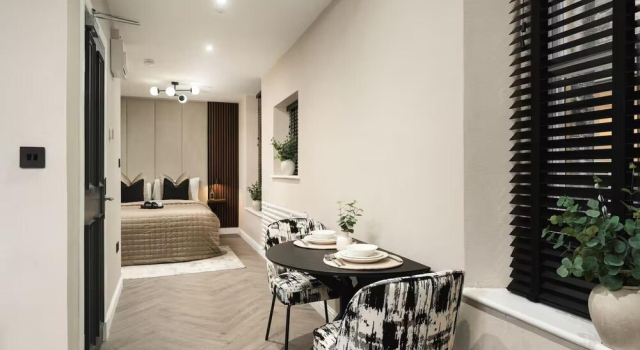 Edinburgh Apartment - Sleeps 2 - Princes St Close, Забронировать Апартаменты/квартира Апартаменты Эдинбурга, рядом с St George's West Church, Апартаменты/квартира