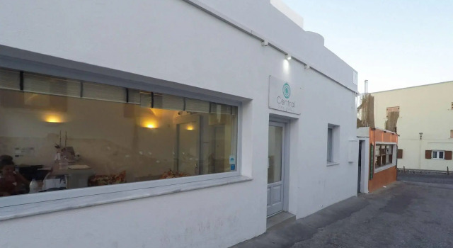 Central Fira Hotel