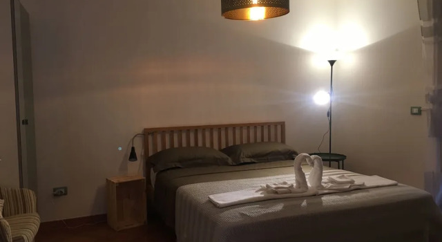 55 BedandBreakfast Catania, Забронировать Отель Катания Сицилия, рядом с Парк Вилла Беллини