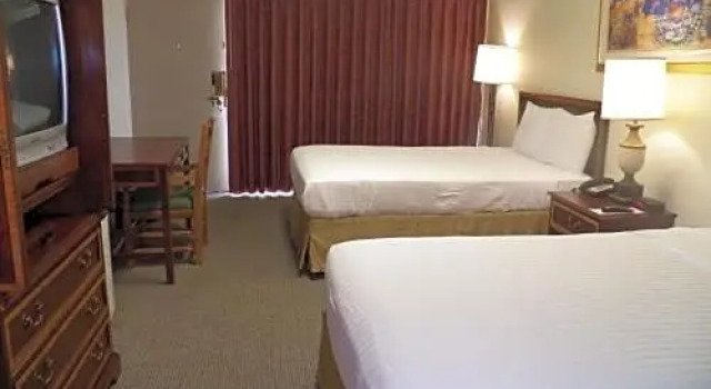 Двухместный номер Deluxe University Inn