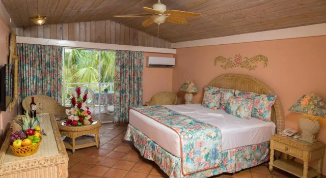 Двухместный номер Standard Coco Reef Resort & Spa
