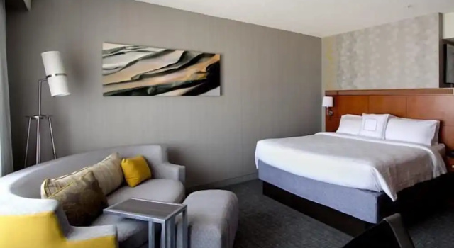 Номер Standard Courtyard by Marriott Salina