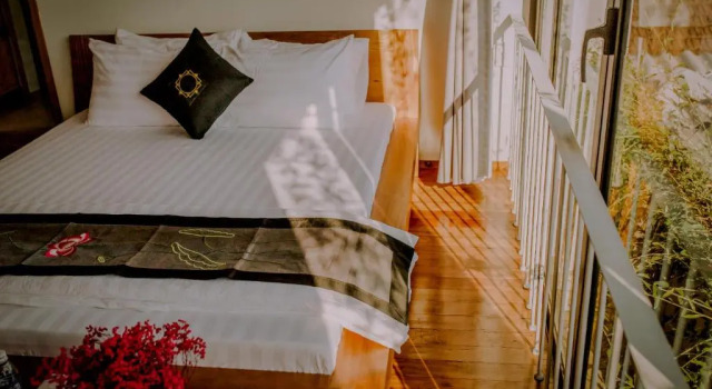 The Purple Hue Homestay, Забронировать Отель Хюэ Тхыатхьен-Хюэ, рядом с Ngu Phung