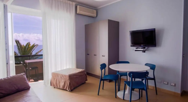 Студия с видом на море Residence Sole Mare Alaxi Hotels