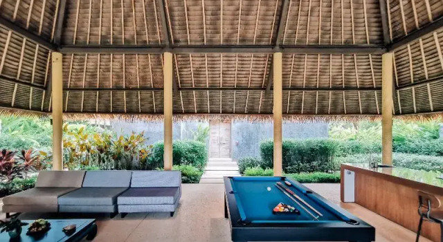 Вилла с 2 комнатами с балконом Villa Escape Burasari