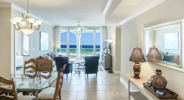 Portofino 1-809, Book Lejlighed Hoteller i Panhandle Florida med parkering, Parkering