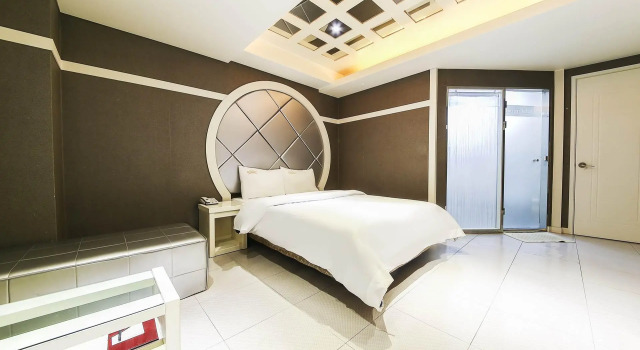Двухместный номер Deluxe Bundang Regency Hotel