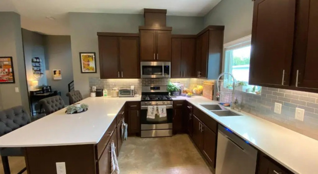 Коттедж Modern Home In North-central Austin