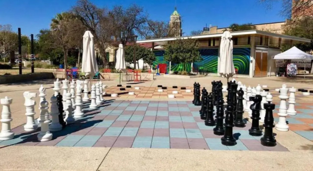 Коттедж Large 3br/2ba Family Home W/patio Near Downtown!