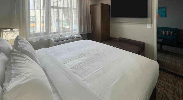 Двухместный люкс MainStay Suites Bronx - Belmont