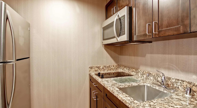 Четырёхместный люкс с 2 комнатами Homewood Suites by Hilton Palo Alto