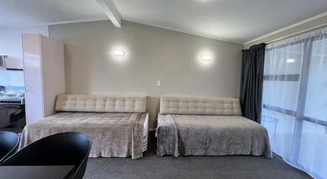 Номер Executive c 1 комнатой с видом на сад Marineland Beachfront Accommodation