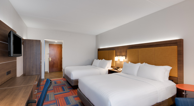 Holiday Inn Express Cambridge by IHG, Забронировать Отель Отели Кембриджа с парковкой, рядом с Dorchester General Hospital, Парковка