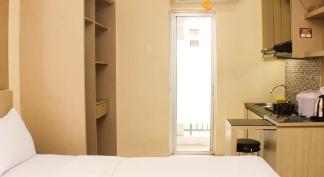 Comfy And Best Location Studio Room At Bassura City Apartment, Book Apartment Jakarta Jakarta Province