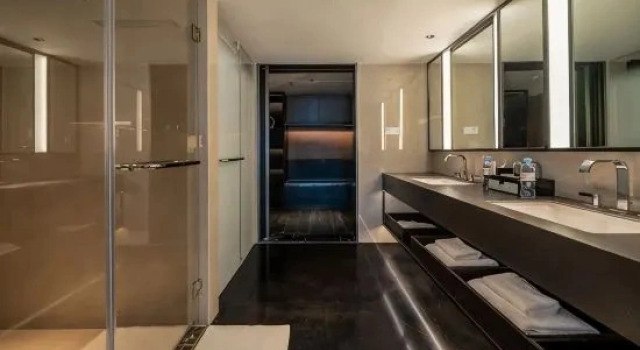 Twin Suite with view KEMBERTLY