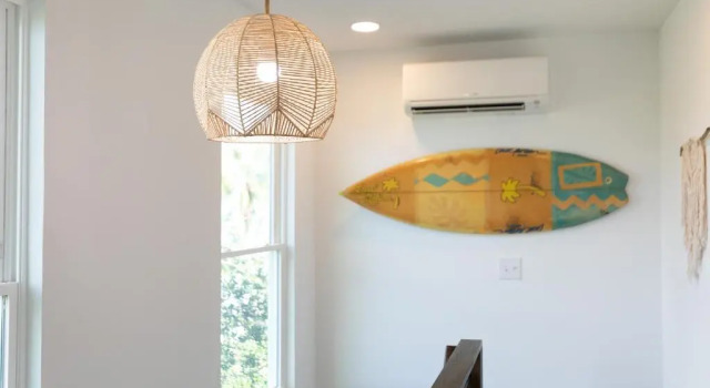 79 Sandbar Ln - Folly in Love - Renovated Private Home - Sunset Views, Забронировать Отель Фоли-Бич 