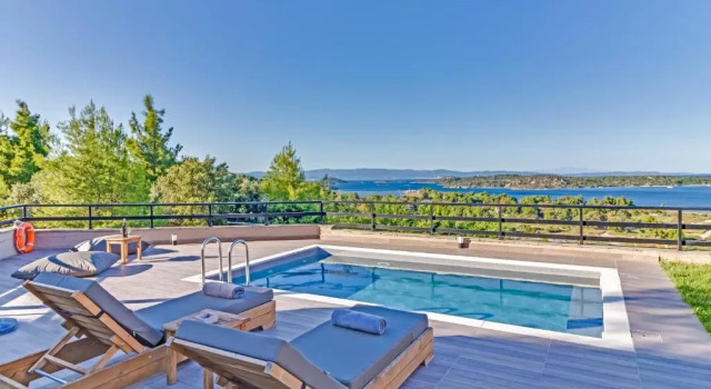 Вилла Seaview Villas