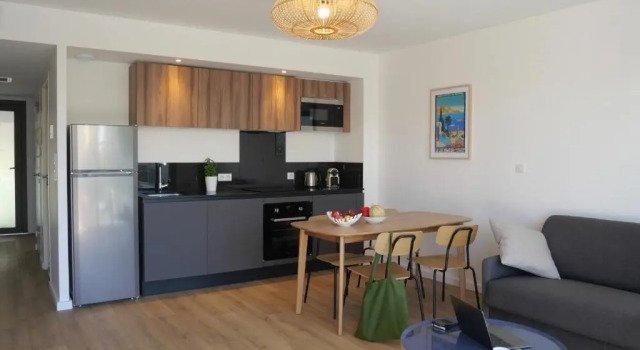 Апартаменты Superbe appt neuf, climatisé 2nd ligne, balcon, jardin, prestations haut de gamme 2