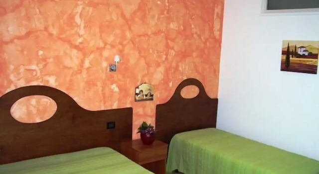 Standard Dreier Zimmer mit Balkon Vistamare