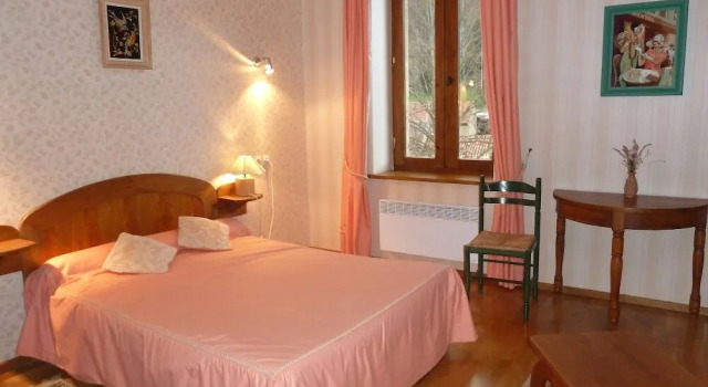 Gite La Demeure de l'Ebeniste, Réserver Hôtel Gincla Corbières