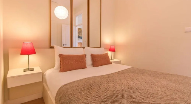 Lapa Cozy Flat With Mezzanine, Забронировать Отель Эштрела , рядом с Рату