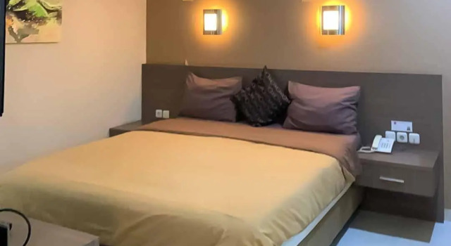 Tirta Mansion Premier, Boek Hotel Curug West Java