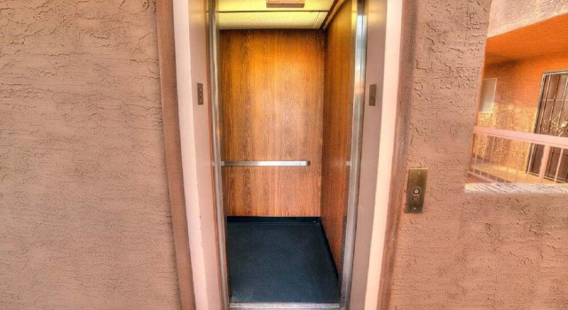 Scottsdale Stays Old Town 2 Bedroom Condo, Забронировать Отель Скотсдейл 
