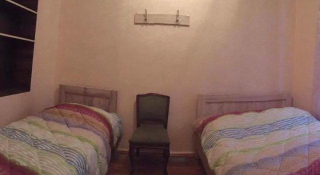 Hostel House N4, Rezerwuj Hostel Hotele w Imereti z parkingiem, Parking