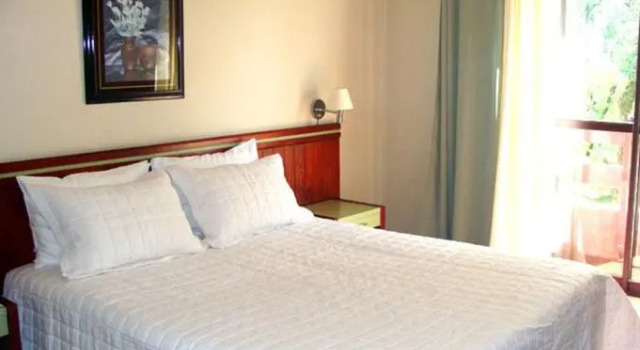 Biz Hotel, Забронировать Отель Фрайбургу Санта-Катарина