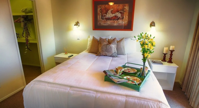 148 Fully Furnished 1BR Suite-Pet Friendly! by RedAwning, Забронировать Апартаменты/квартира Апартаменты Пруда в Темпе, рядом с Vista Del Camino Park, Апартаменты/квартира
