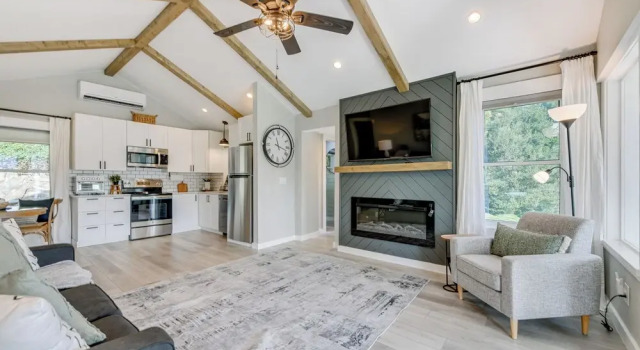 Updated + Modern Waynesville Cottage w/ Fire Pit, Boek Vakantiehuis Waynesville Appalachian Mountains