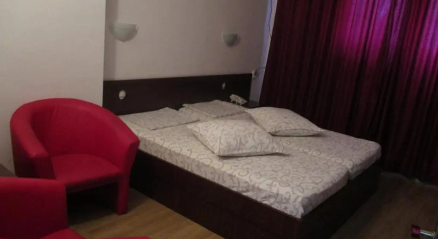 Двухместный номер Standard Hotel Uranus