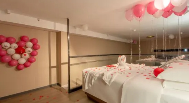 Люкс Heyi light luxury hotel