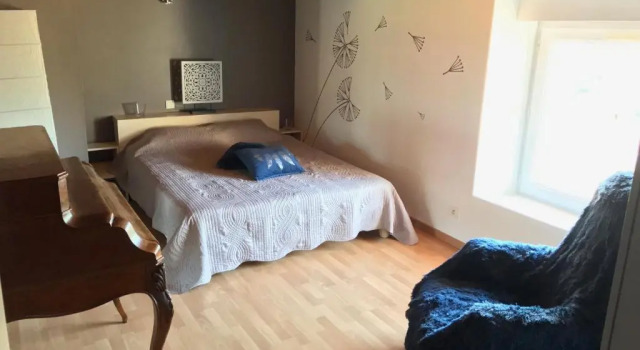 Gîte la Treille, Забронировать Отель Шоле Замок Пюи-дю-Фу, рядом с Выставочный парк Meilleraie