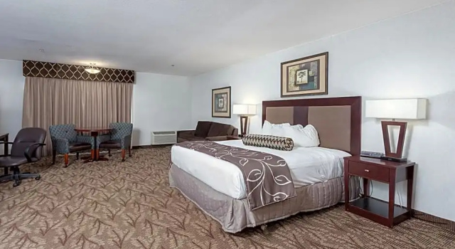 Двухместный номер Standard с видом на реку Shilo Inn Suites Hotel - Idaho Falls