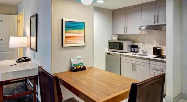 Четырёхместный номер Standard Homewood Suites by Hilton Salt Lake City Downtown