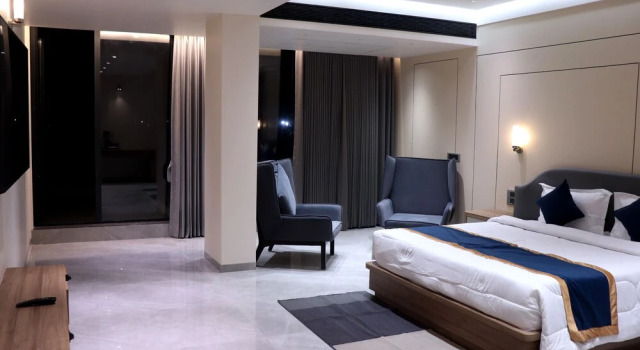 Люкс Premium с балконом и с видом на город Dream Inn By Nexottel