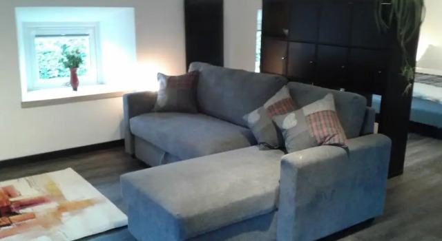 Beautiful 1-bed Barn Conversion Studio Apartment, 预订 公寓 波涅斯 苏格兰中部