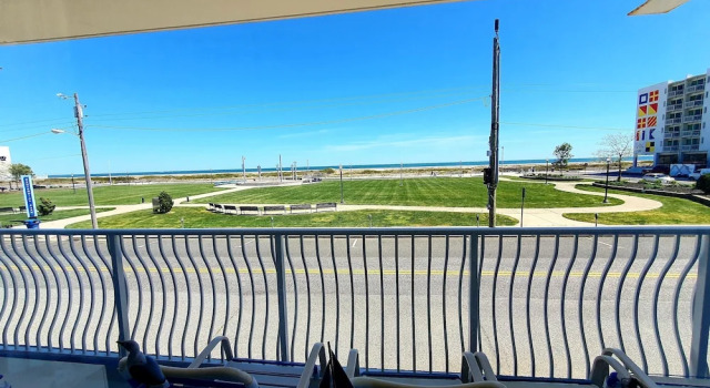 Семейный люкс oceanfront Cara Mara Resort