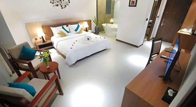 Двухместный семейный номер Deluxe с балконом Feliz Urban Hotel